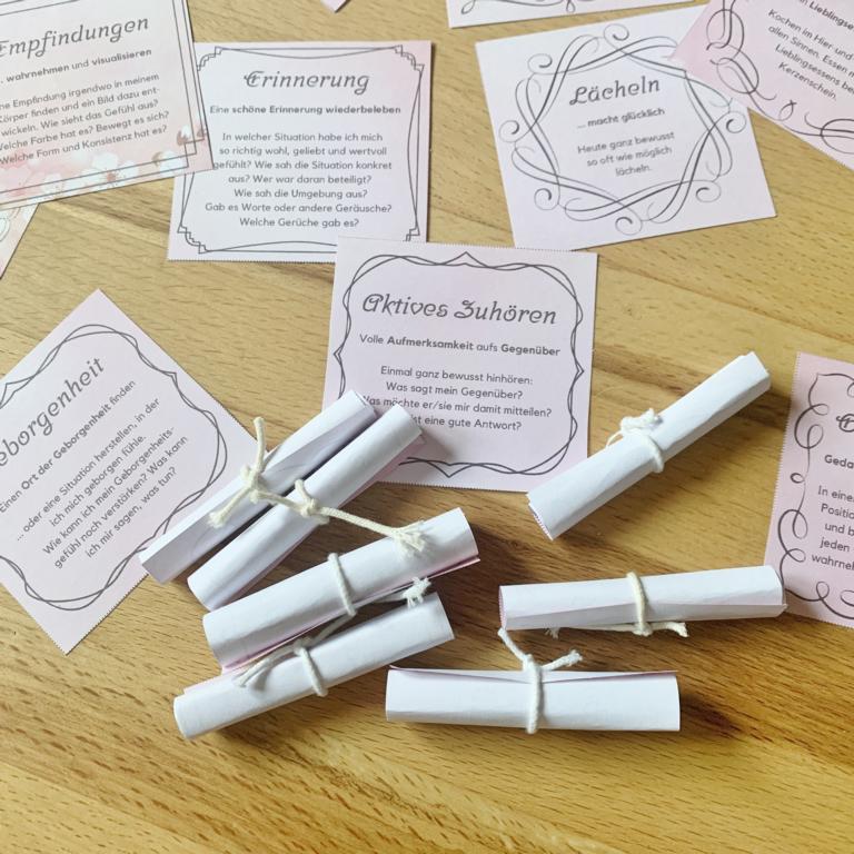 Therapiekram - Achtsamkeits-Challence mit 36 Achtsamkeitsübungen zum Ausdrucken. Printable, Therapietools Achtsamkeit für Psychotherapie und Coaching. Therapiekram - Achtsamkeits-Challence mit 36 Achtsamkeitsübungen zum Ausdrucken. Printable, Therapietools Achtsamkeit für Psychotherapie und Coaching.